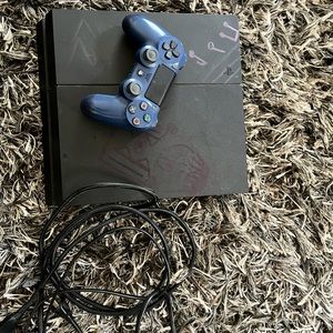 PS4 GREAT condition! Reset and ready to use.